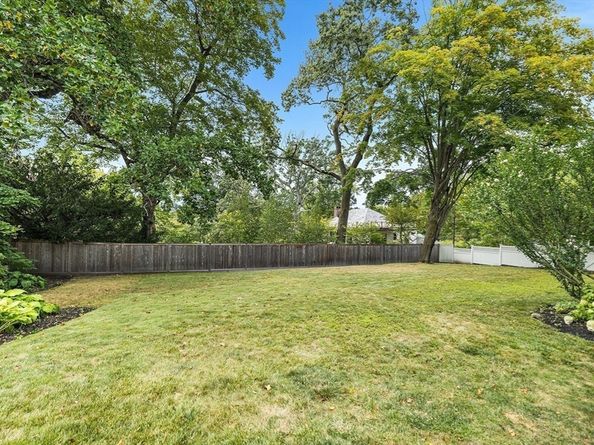 206 Franklin St, Newton MA 02458