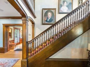 206 Franklin St, Newton MA 02458