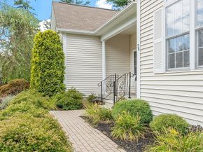 76 Flagler Dr., Holden MA 01520