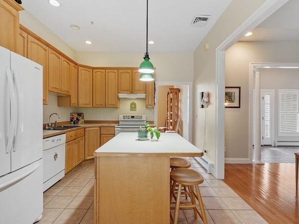 76 Flagler Dr., Holden MA 01520