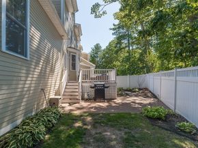15 Middlewood Drive 15, Wenham MA 01984