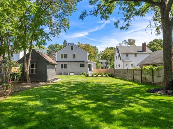 15 Freeman St, Newton MA 02466