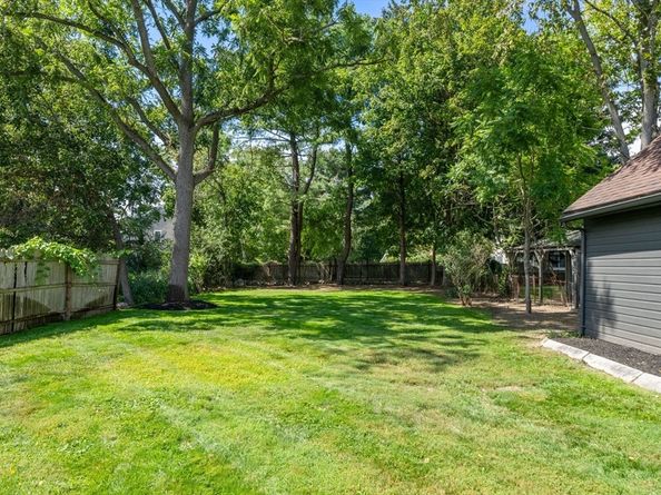 15 Freeman St, Newton MA 02466