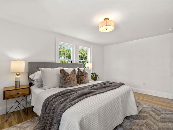 15 Freeman St, Newton MA 02466