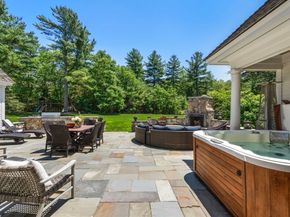 3 Stone Bridge Lane, Milton MA 02186