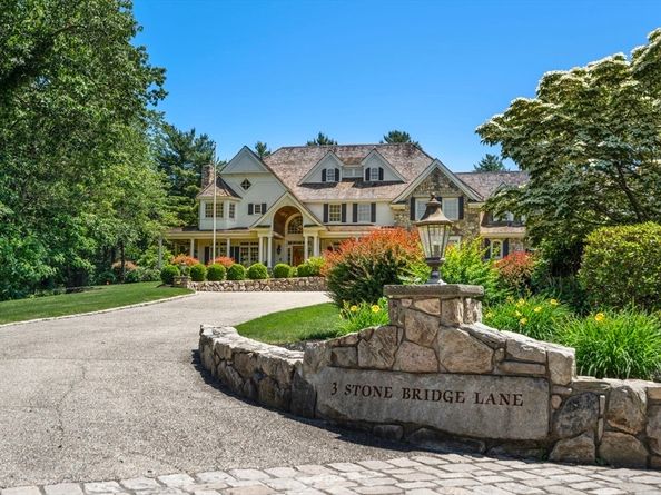 3 Stone Bridge Lane, Milton MA 02186