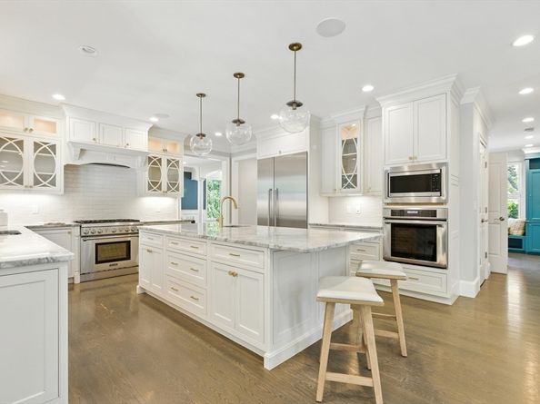 73 Wendell Road, Newton MA 02459