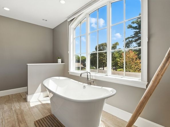73 Wendell Road, Newton MA 02459