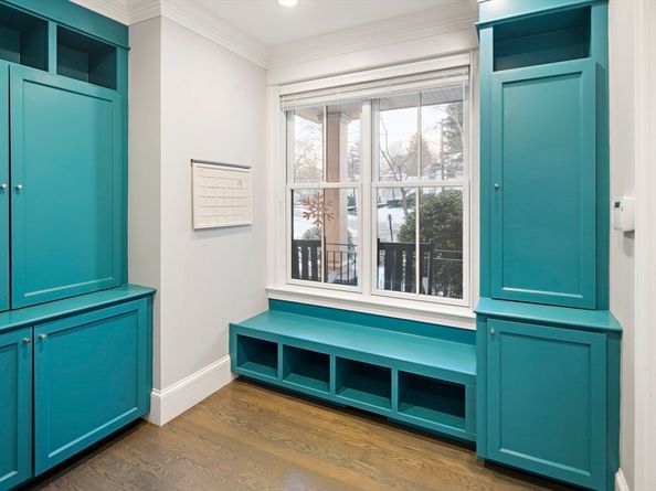 73 Wendell Road, Newton MA 02459