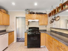 31 Springfield Drive, Littleton MA 01460