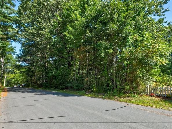 31 Springfield Drive, Littleton MA 01460