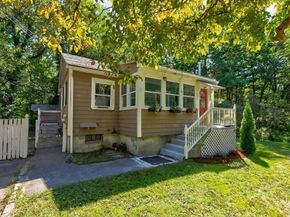 31 Springfield Drive, Littleton MA 01460
