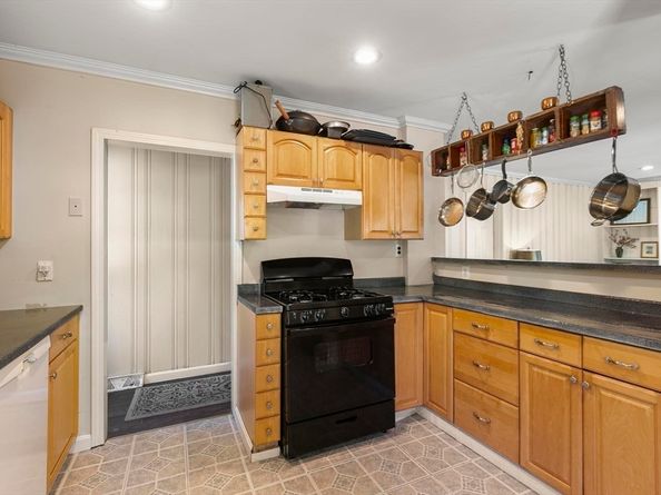 31 Springfield Drive, Littleton MA 01460
