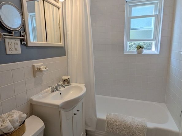 73 Lionel Ave. F, Waltham MA 02452