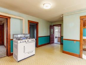 33 Ash Street, Gardner MA 01440