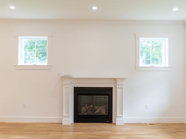 8 Westgate Lane, Scituate MA 02066