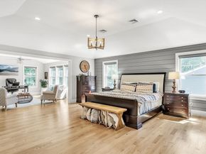 5 Clark Rd, Bedford MA 01730
