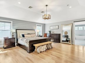 5 Clark Rd, Bedford MA 01730