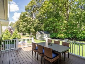 5 Clark Rd, Bedford MA 01730