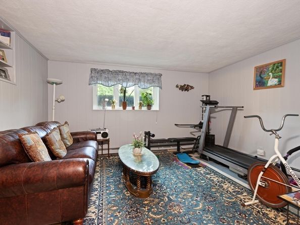 39 Austin Rd, Sudbury MA 01776