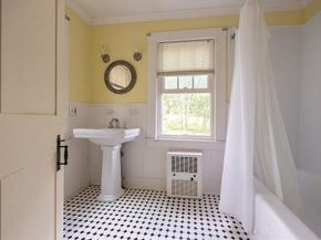 9 & 9A Abigail, Hudson MA 01749
