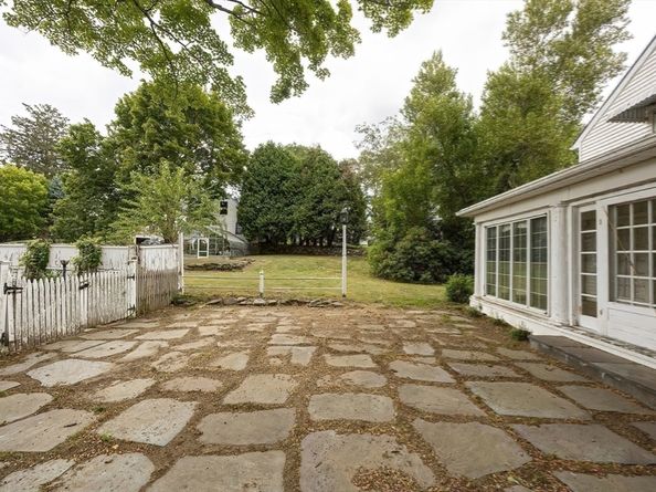 9 & 9A Abigail, Hudson MA 01749