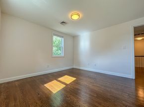 282 Pleasant St, Marblehead MA 01945