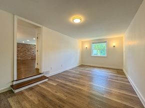 282 Pleasant St, Marblehead MA 01945