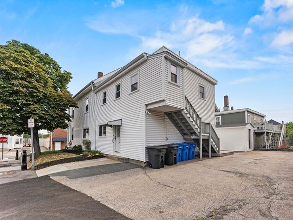 99 Pine St, Waltham MA 02453