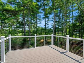 4 Golf Cottage Way, Mattapoisett MA 02739