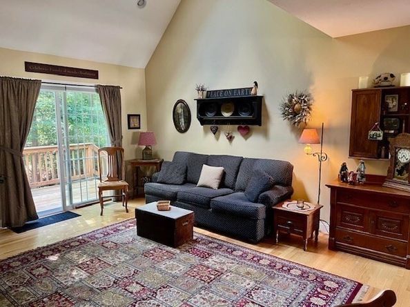 12 Enaya Circle 12, Worcester MA 01606