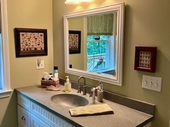12 Enaya Circle 12, Worcester MA 01606