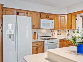 32 Whaler's C, Salem MA 01970