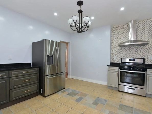 20 Greenock St, Boston MA 02124