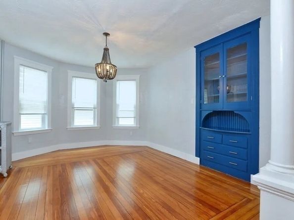 20 Greenock St, Boston MA 02124