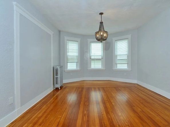 20 Greenock St, Boston MA 02124