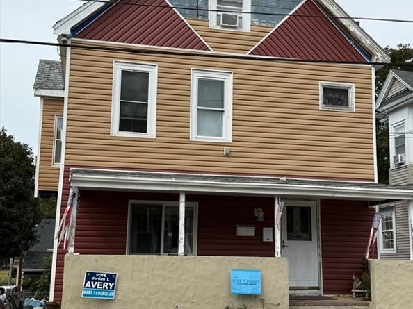 33-35 Southside Ave, Lynn MA 01905