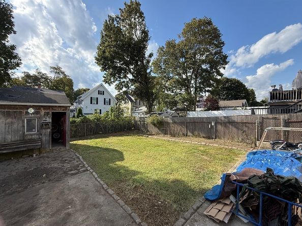 33-35 Southside Ave, Lynn MA 01905