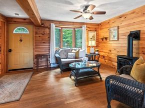 61 Bennetts Rd, Sturbridge MA 01566