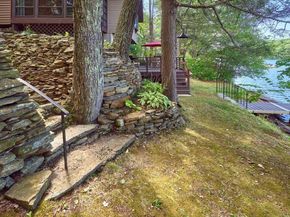61 Bennetts Rd, Sturbridge MA 01566