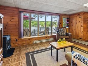 61 Bennetts Rd, Sturbridge MA 01566