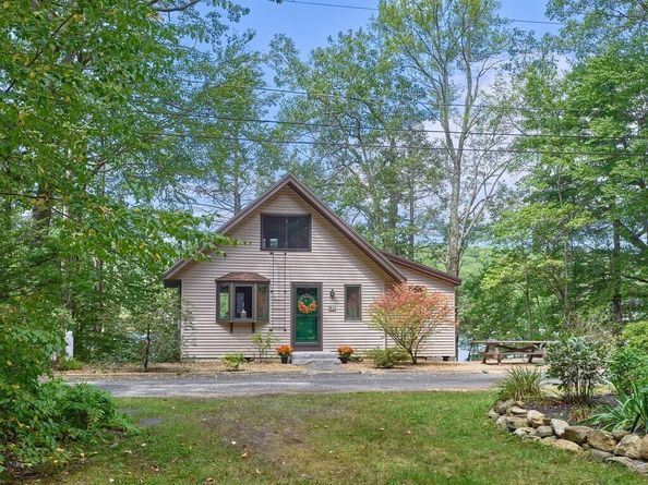 61 Bennetts Rd, Sturbridge MA 01566