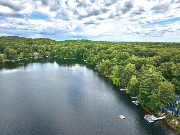 61 Bennetts Rd, Sturbridge MA 01566