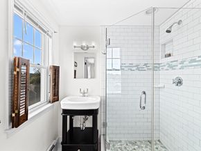20 Great Hill Drive, Weymouth MA 02191