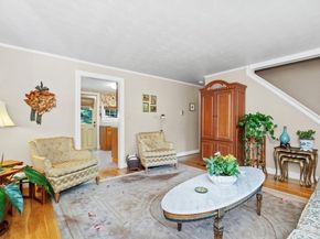 17 Laclede Ave, Framingham MA 01701