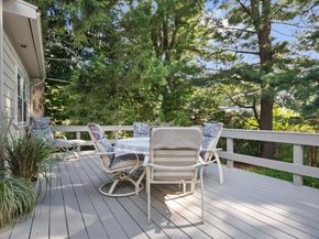 17 Laclede Ave, Framingham MA 01701