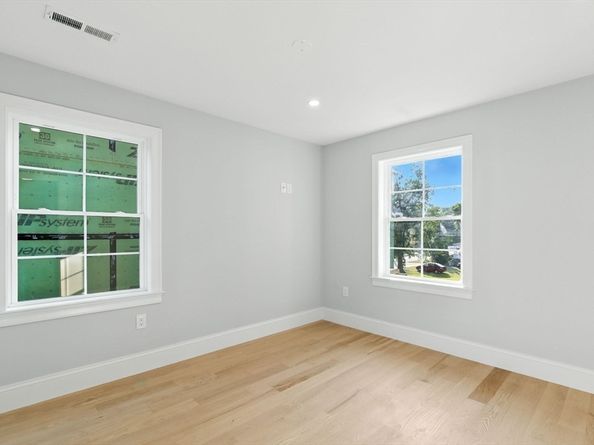 11-9 Washington Street Nine, Ipswich MA 01938