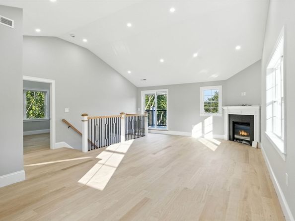 11-9 Washington Street Nine, Ipswich MA 01938