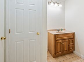 359 W Main St, Millbury MA 01527
