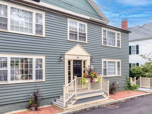 26 Summer Street 7, Marblehead MA 01945